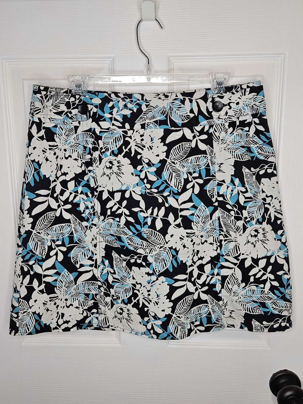NWOT Reitmans Tropical Floral Mini Skirt Black White Teal Size 12P Petite